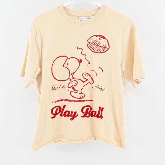 ZARA Top Womens Sz S Snoopy Peanuts Red Play Ball Graphic Tee Vanilla Football - Picture 1 of 9